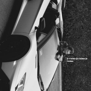 Joy Hallyday, Instagram