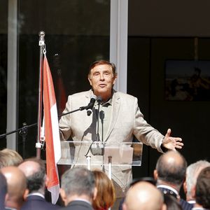 Jean-Pierre Foucault - Les célébrités et le prince de Monaco assistent au 50ème anniversaire de de la mise en service du centre émetteur de Radio Monte-Carlo à Roumoules, le 11 septembre 2024. Construit en 1974 par L.Allavena, directeur technique de Radio Monte-Carlo, le centre émetteur de Roumoules a permis à Radio Monte-Carlo (RMC) d’étendre très largement sa zone d’écoute sur les territoires français et italien.
© Franck Muller / Nice Matin / Bestimage