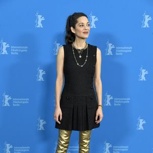 Marion Cotillard au photocall du film "The Ice Tower" lors de la 75ème édition du festival international du film de Berlin, le 16 février 2025.

Photo : Action Press / Bestimage