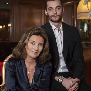 Exclusif - Cécilia Attias et son fils Louis Sarkozy - Signature du livre "Une envie de désaccord(s)" aux Editions Plon de C. Attias et L. Sarkozy au restaurant Lucas Carton à Paris, le 23 octobre 2019. © Julio Piatti/Bestimage