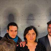 Une riche héritière de 29 ans retrouvée sans vie dans son appartement après avoir été renvoyée chez elle par les médecins