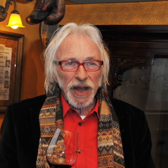 Le comedien francais Pierre Richard participe a une presentation et a une degustation de ses vins a Narbonne, le 10 decembre 2013. Pierre Richard, est proprietaire du domaine viticole "Chateau Bel Eveque", a Gruissan dans l'Aude.
ROBERT FAGES / BESTIMAGE