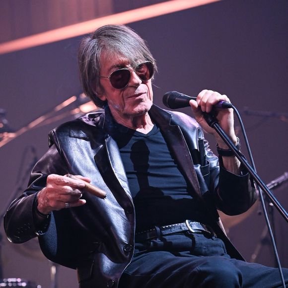 Jacques Dutronc et Thomas Dutronc en showcase de leur tournée "Dutronc & Dutronc" au Centre Evénementiel de Courbevoie le 11 avril 2022. © Coadic Guirec/Bestimage