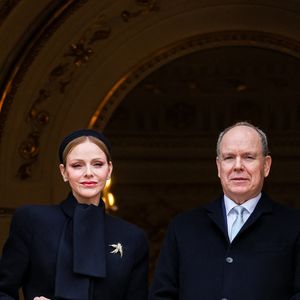 Le prince Albert II de Monaco et la princesse Charlene ont assisté à la procession, depuis le Palais Princier, dans le cadre des célébrations de la Sainte-Dévote à Monaco, le 27 janvier 2026. © Claudia Albuquerque/Bestimage