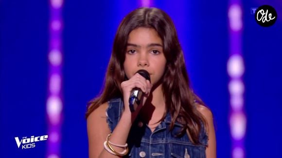 Son interprétation d’Hopelessly Devoted to You a convaincu M. Pokora et Patrick Fiori, qui ont tous deux appuyé sur le buzzer.

Lila Debbouze - Capture d'écran TF1 (The Voice)