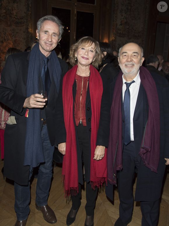Thierry Lhermitte, Marie-Anne Chazel, Gérad Jugnot - Concert du 13ème Gala 2018 de l'Association pour la Recherche sur Alzheimer à la salle Pleyel à Paris le 12 février 2018. L'intégralité des bénéfices de cette soirée servira à financer la recherche sur la maladie d’Alzheimer. © Coadic Guirec-Pierre Perusseau/Bestimage