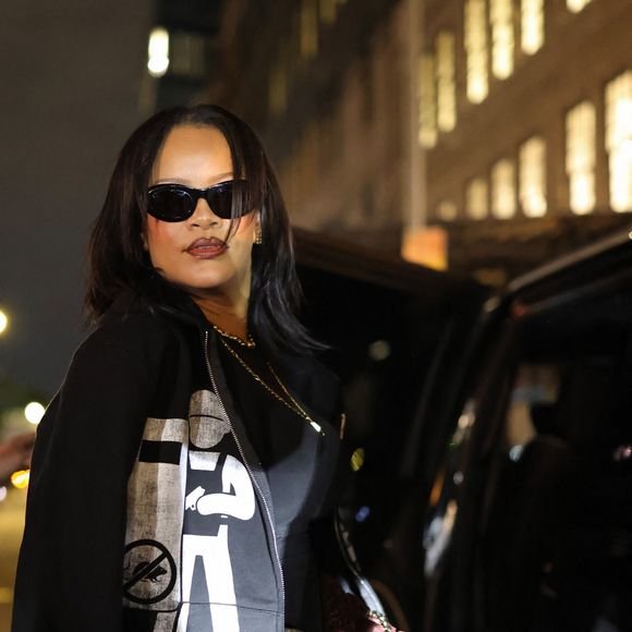 EXCLUSIVE New York, NY Rihanna a adopté un style sobre lors de ses sorties à New York.

Photo d'archives : Rihanna