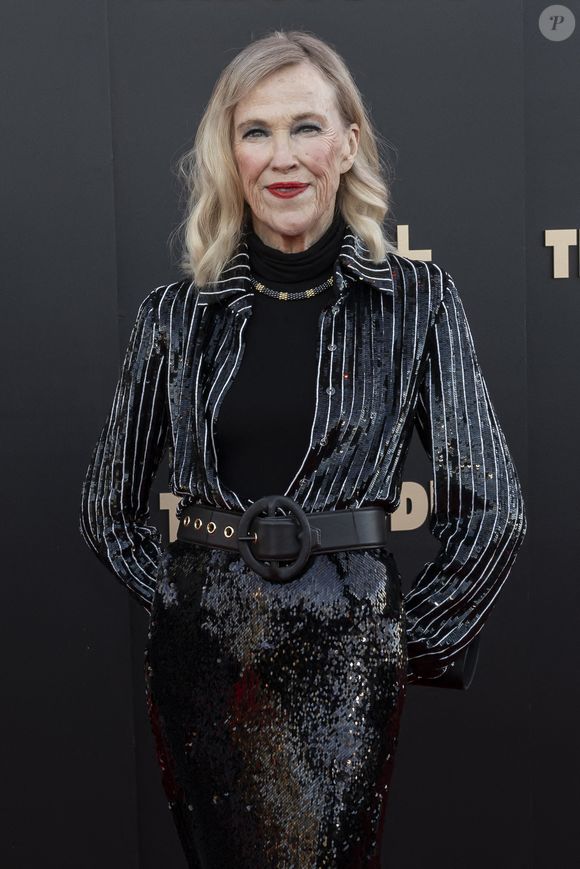 Catherine O'Hara assiste aux arrivées de la série Apple TV+ "THE STUDIO" au Musée de l'Académie à Los Angeles, CA, le 24 mars 2025. Photo par Corine Solberg/SPUS/ABACAPRESS.COM
