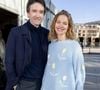 Sur les photos du jour J, la mariée portait une robe vintage crème et couture hommage à ses origines russes, et le marié un costume marine...

Natalia Vodianova et son mari Antoine Arnault au défilé de mode Femmes prêt-à-porter automne-hiver 2024/2025 "Stella McCartney" lors de la fashion week de Paris. Le 4 mars 2024. Crédit Olivier Borde / Bestimage