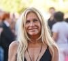 Ce changement de look met particulièrement en valeur ses yeux clairs et son teint lumineux.

Astrid Veillon - Festival Les Hérault du Cinéma et de la Télévision 2026 au Cap d'Agde le 18 juin 2026. © Anne-Sophie Guebey/Bestimage