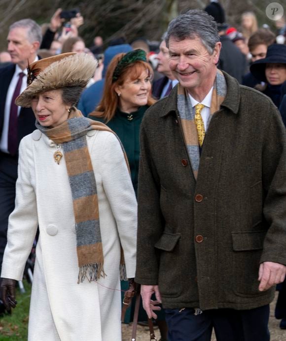 La princesse Anne et son mari Sir Timothy Laurence - Les membres de la famille royale britannique lors de la messe du matin de Noël en l'église St-Mary Magdalene à Sandringham, le 25 décembre 2023.