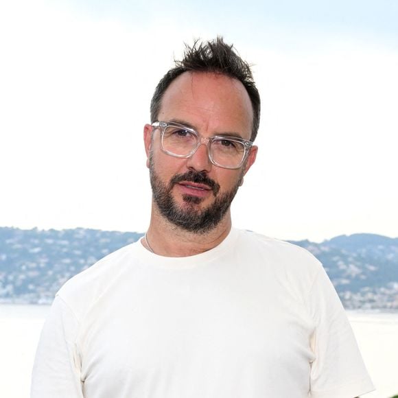 Jarry en deuil : Il annonce la mort de son cousin Nicolas sur Instagram, avec une photo de bougies et un message poignant.

Exclusif - Jarry lors du moment d'échange autour de la place des femmes dans le milieu professionnel en marge du Bullpadel Show 06 à Antibes Juan les Pins. © Bruno Bebert/Bestimage