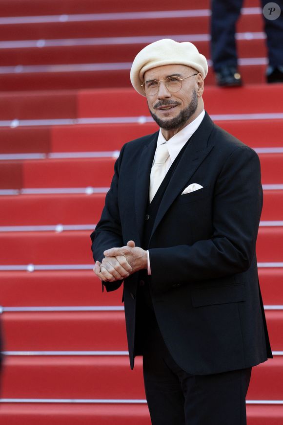 John Travolta - Montée des marches du film " Karma " lors du 79ème Festival International du Film de Cannes, le 15 mai 2026. © Olivier Borde / Bestimage