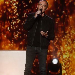 Exclusif - Nikos Aliagas (surprise de L. Fabian)  - Surprises - Enregistrement de l'émission "La Boîte à Secrets N°19" dans les studios de la Cité du Cinéma à Saint-Denis, présentée par F.Bollaert et diffusée le 3 janvier sur France 3
© Christophe Clovis / Bestimage