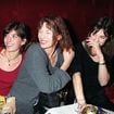 "Ce qui peut expliquer notre morphologie" : Tout comme Jane Birkin, Charlotte Gainsbourg ou Alice Attal, Lou Doillon affiche une silhouette très fine