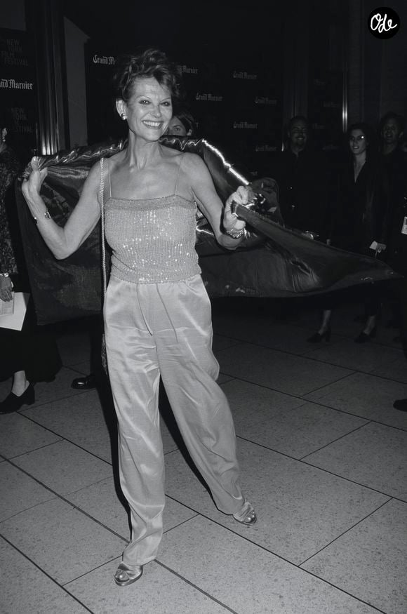 23 septembre 2025.

PHOTO D'ARCHIVE : Claudia Cardinale assiste à la première de « Tout sur ma mère » lors de la soirée d'ouverture du 37e Festival du film de New York à l'Avery Fisher Hall du Lincoln Center, à New York, le 24 septembre 1999. GOFF  / BESTIMAGE