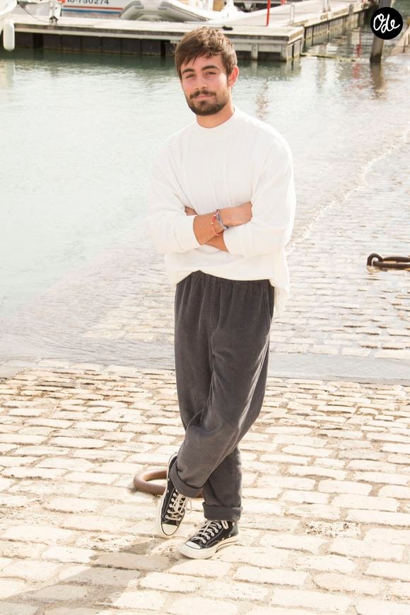 La complicité entre Clément Rémiens et Denitsa Ikonomova est donc toujours bel et bien au rendez-vous, ce qui ne manque pas de faire plaisir à voir.

Clément Rémiens   "Ici tout commence" - Photocall lors du Festival de la Fiction de La Rochelle. Le 18 septembre 2021 © Christophe Aubert via Bestimage