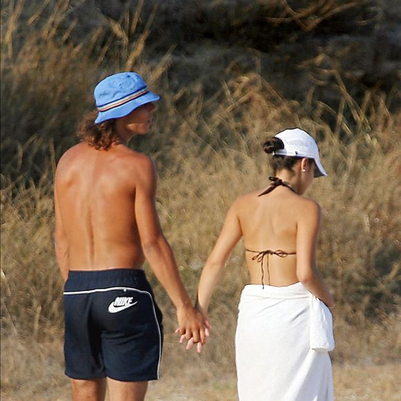 Le joueur de tennis espagnol Rafael Nadal et sa petite amie Xisca en vacances sur l'île de Majorque, Espagne, le 15 juillet 2006. Photo ABACAPRESS.COM