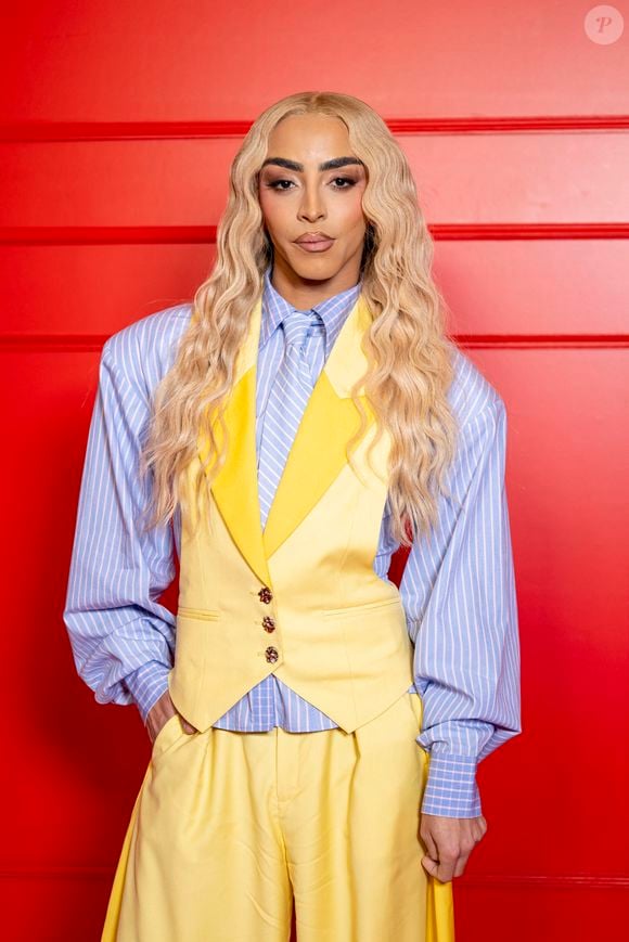 Bilal Hassani lors de la première de la série "Emily in Paris" saison 5 au Grand Rex à Paris le 15 décembre 2025.

© Pierre Perusseau / Bestimage