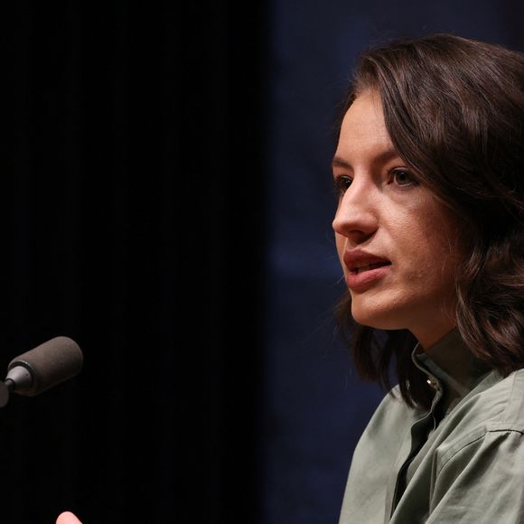 Exclusif - La philosophe et petite-fille de l'acteur Michel Galabru, Sophie Galabru présente son livre "Nos dernières fois" - Allary Editions, à la Station Ausone-Librairie Mollat à Bordeaux, le 14 mars 2025. © Jean-Marc Lhomer/Bestimage