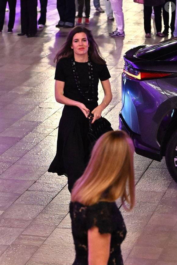 La princesse Caroline de Hanovre et sa fille Charlotte Casiraghi ont assisté à la cérémonie de proclamation de l'édition 2025 des Prix de la Fondation Prince Pierre à l'opéra Garnier à Monaco, le 14 octobre 2025.
 © Bruno Bebert / Bestimage