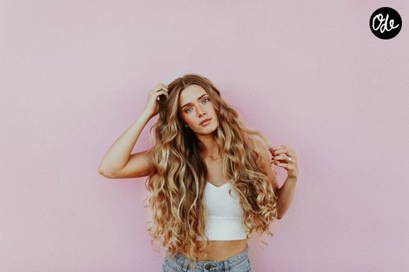 Cette étape nourrit les cheveux et protège les pointes du lavage.

Cette étape clé de ma routine cheveux a tout changé