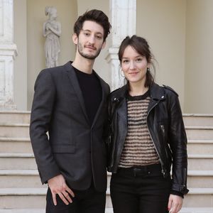 Pierre Niney et Anaïs Demoustier - Rendez-vous avec P. Niney et A. Demoustier pour la présentation de leur dernier film "Sauver ou périr" lors du 27ème festival de Sarlat le 14 novembre 2018. © Patrick Bernard/Bestimage
