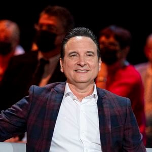 Exclusif - Jean-Marc Généreux - Enregistrement de l'émission "Spectaculaire" à Paris, diffusée le 15 janvier sur France 2. 
Spectaculaire, le grand show familial qui réunit sur scène les meilleurs numéros issus de toutes les disciplines du spectacle.

Orchestré par C. Féraud et J.M Généreux, ce nouveau numéro met à l’honneur des artistes prestigieux venus du monde entier, des performances exceptionnelles avec notamment des numéros inédits :  roller acrobatique, cerceau aérien, Roue Cyr enflammée… Il y en aura pour tous les goûts !

Autour de C. Féraud et J.M Généreux, 4 invités viendront découvrir le meilleur du spectacle vivant. A cette occasion, dans la bonne humeur, ils joueront tout au long de la soirée au profit de l’association « Aviation sans frontières » en répondant à des questions liées aux numéros, aux artistes ou à leur univers. Ils tenteront ainsi de cumuler des gains pour l’association. 

Spectaculaire propose aux téléspectateurs d’assister à un show exceptionnel alors ouvrez grand vos yeux !
© Pierre Perusseau / Bestimage