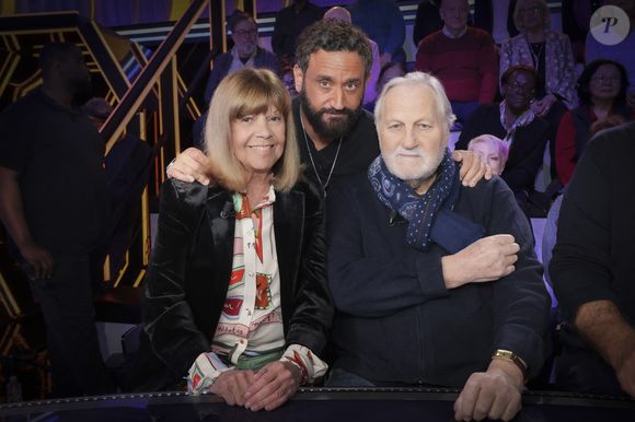 Exclusif - Chantal Goya, Cyril Hanouna, Jean-Jacques Debout sur le plateau de l’enregistrement de l’émission « Face à Hanouna » présentée par C.Hanouna  et diffusée sur C8 le 27 avril 2024, à Paris, France, le 25 avril 2024. © Jack Tribeca / Bestimage