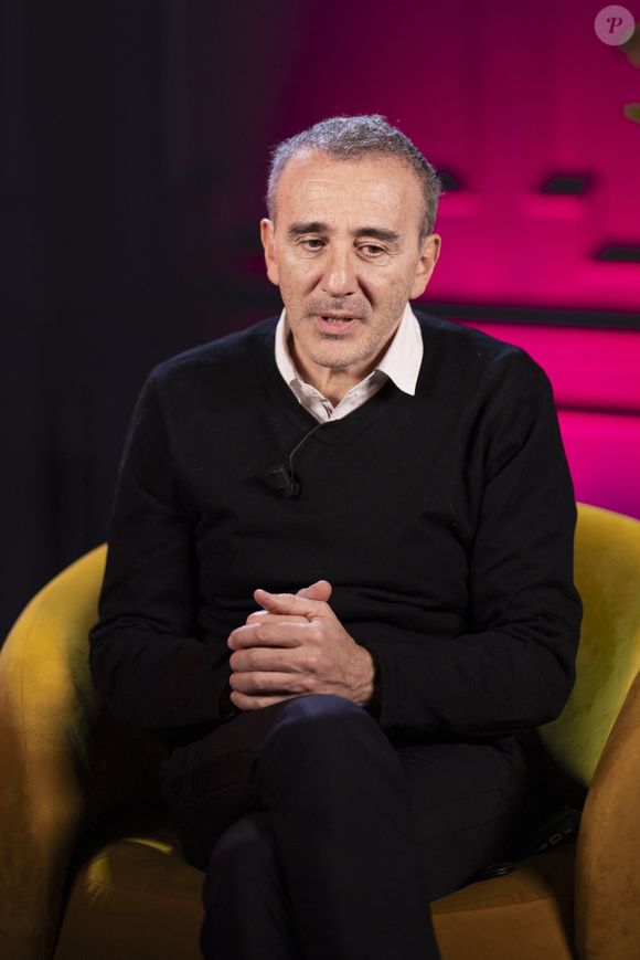 Exclusif - Rendez-vous avec Elie Semoun dans les locaux de Webedia lors d'une interview pour Purepeople à Levallois-Perret le 19 mars 2024. © Cyril Moreau/Bestimage
