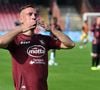 Les images le montrent particulièrement à l'aise devant l'objectif, dans plusieurs tenues de la collection automne-hiver 2026.

Franck Ribery, en larmes, fait ses adieux au public lors de son dernier match à Salerne, le 22 octobre 2022.

© Image Sport /Panoramic / Bestimage