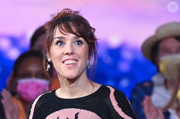 Zaz - 35 ème édition du Téléthon sur France 2 à Paris le 5 décembre 2021. Le compteur du Téléthon 2021 a atteint près de 74 millions d'euros de promesses de dons dimanche. © MPP / Bestimage