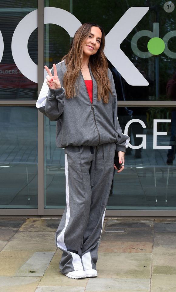 Melanie C n a partagé un instant de cette réunion musicale via son compte Instagram. "C’est bon d’être de retour avec ma sœur Spice Mel B à Leeds. Merci d’avoir partagé la scène avec moi", a-t-elle écrit en légende de sa publication.

Manchester, ROYAUME-UNI Mel C apparaît sur BBC Breakfast lors d'une interview à Manchester. 02/05/2026. Backgrid UK/ Bestimage