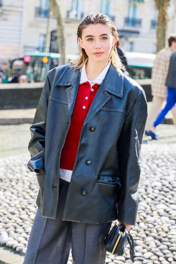 Vittoria de Savoie aux arrivées au défilé Miu Miu Collection Femme Prêt-à-Porter Automne/Hiver 2026-2027 lors de la Fashion Week de Paris (PFW) au palais d'lena conseil Economique, social et environnemental, à Paris, France, le 10 mars 2026. © Denis Guignebourg/Bestimage