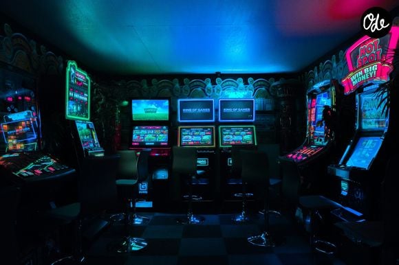 Revenir à un ancien jeu, c’est parfois chercher une ancienne version de soi.

Photo prise par Carl Raw / Unsplash