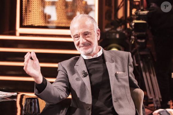 L'ex star de la télé est entendue à la Brigade de protection des mineurs

Exclusif - Gérard Miller - Enregistrement de l'émission "On Est En Direct (OEED)", présentée par L.Ruquier et L.Salamé, et diffusée en direct le 2 avril sur France 2
© Jack Tribeca / Bestimage