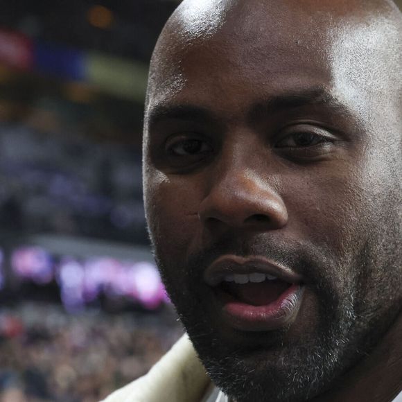 Mais le saviez-vous ? Le colosse préféré des Français cache une autre facette tout aussi impressionnante ! 

Teddy Riner - Match de rugby du Tournoi des Six Nations : La France l'emporte sur l'Angleterre 48 - 46 au Stade de France à Saint-Denis le 14 mars 2026.

© Michael Baucher / PsnewZ / Bestimage