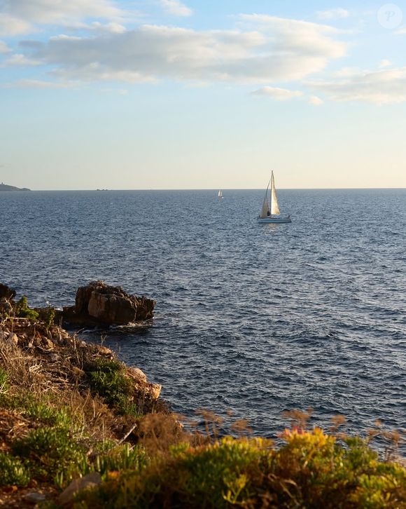 Leur objectif est de moderniser ce site historique tout en préservant l'esprit convivial de son créateur.

L'île de Bendor prend un nouveau souffle.