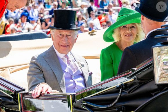 La maladie a été détectée lors d’une opération pour une hypertrophie bénigne de la prostate.

Des membres de la famille royale assistent au deuxième jour du Royal Ascot à l’hippodrome d’Ascot, en Angleterre. Sur la photo : le roi Charles III d'Angleterre, la reine Camilla (Camilla Parker Bowles, reine consort d'Angleterre).

Backgrid USA / Bestimage