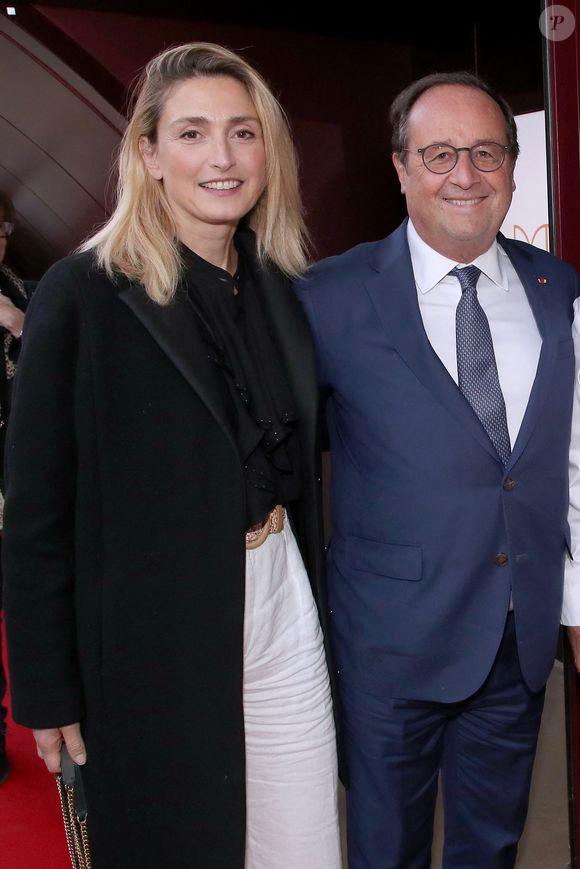 François Hollande et sa femme Julie Gayet au cocktail pour l'inauguration de la Brasserie "Madame Brasserie" au 1er étage de La Tour Eiffel à Paris. Le 22 Septembre 2022. © Bertrand Rindoff Petroff-Giancarlo Gorassini / Bestimage