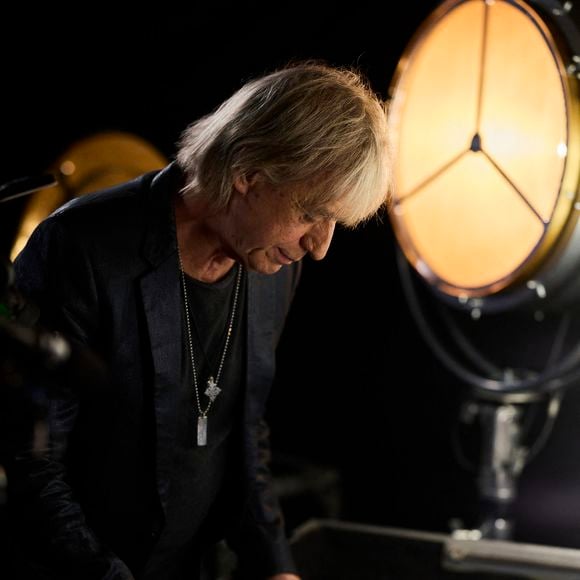 Exclusif - Jean Louis Aubert - Backstage - Enregistrement de l'émission "Eternel Aznavour, le concert événement", diffusée le 18 octobre sur France 3
© Cyril Moreau-Christophe Clovis / Bestimage
