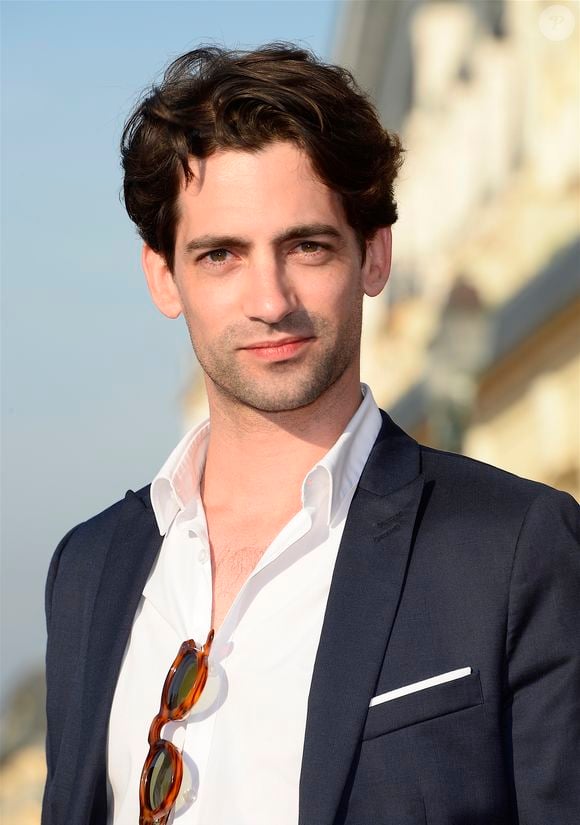 C'est François Nambot. 

François Nambot - Redcarpet de la cérémonie de clôture du 30ème Festival du Film de Cabourg. Le 11 juin 2016
© Coadic Guirec / Bestimage