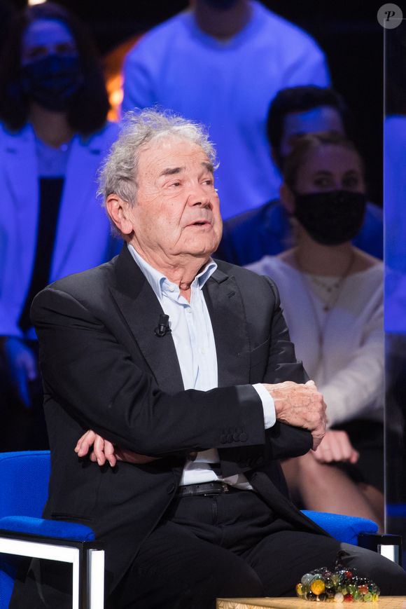Exclusif - Pierre Perret - Enregistrement de l'émission "La boîte à Secrets 9" à Paris, qui sera diffusée le 9 septembre sur France 3.
© Tiziano Da Silva / Bestimage