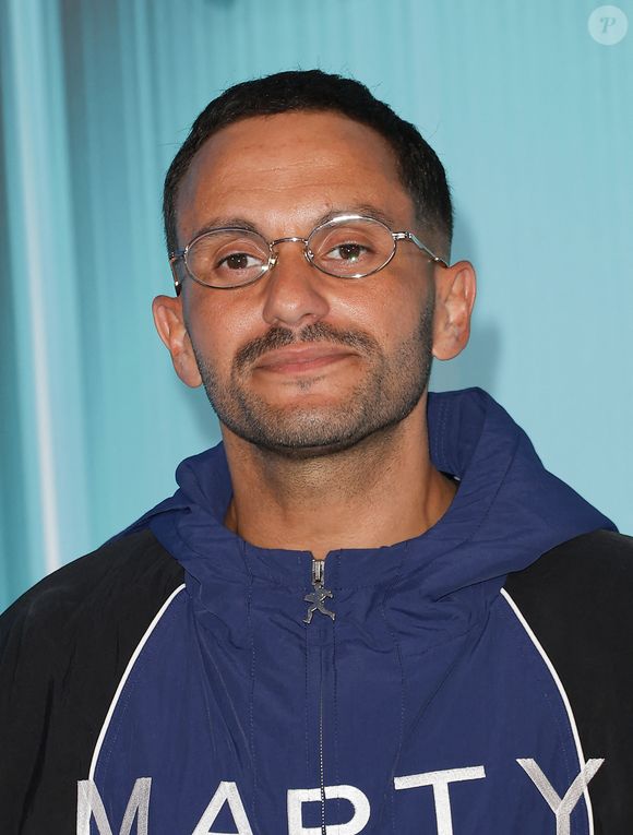 Malik Bentalha au photocall du showcase 2026 Disney+ à l'Institut de France à Paris, le 15 janvier 2026. 

Photo : Coadic Guirec / Bestimage