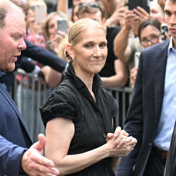 Céline Dion à la sortie de l'hôtel Royal Monceau à Paris avant l'ouverture des Jeux Olympiques (JO) de Paris 2024, à Paris, France, le 24 juillet 2024.
