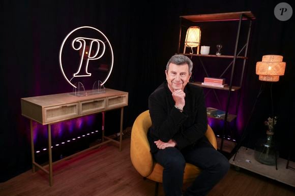 Pascal Bataille en interview pour "En privé avec", format original de Webedia © Jack Tribeca/Bestimage