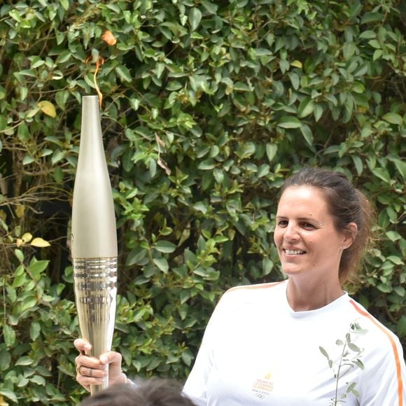 L’idée de revoir Laure Manaudou jouer les sirènes ne restera probablement qu’un doux rêve.

L’ancienne nageuse, Laure Manaudou est la première relayeuse française de la flamme olympique peu de temps après la cérémonie d'allumage sur le site antique d'Olympie, Grèce, le 16 avril 2024. © Intime/Panoramic/Bestimage