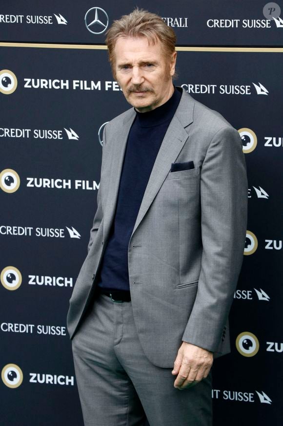 Liam Neeson à la première du film "Marlowe" lors du Festival du Film de Zurich 2022, le 25 septembre 2022. ©Action Press / Bestimage