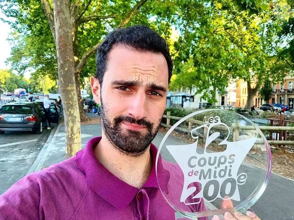 Six ans plus tard, à l'âge de 34 ans, il profite de sa retraite anticipée.

Bruno Hourcade est le premier maître de midi à avoir franchi le cap du million d'euros de gains et de cadeaux cumulés.