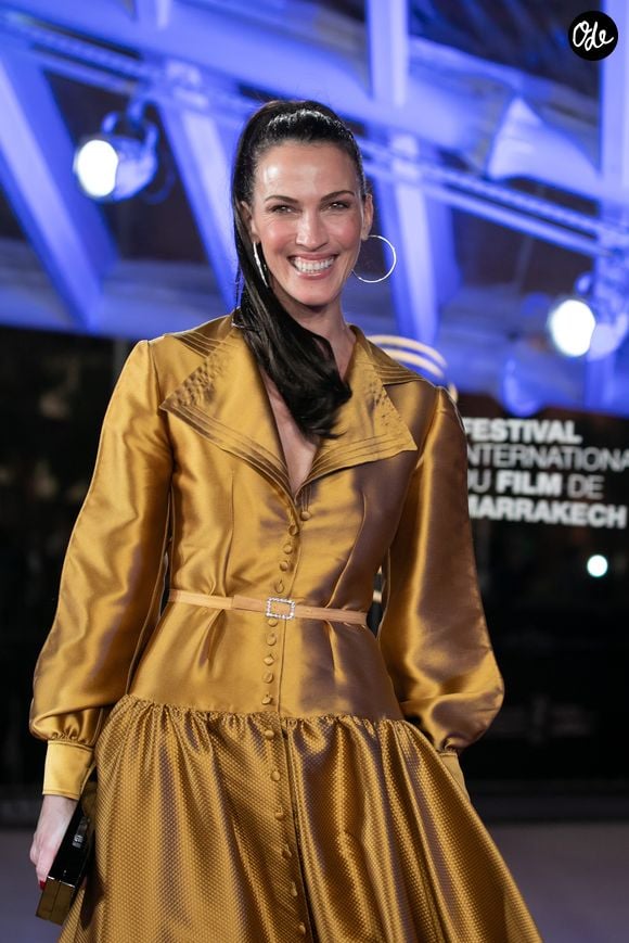 Linda Hardy cite aussi le Lip Lase, une technique sans injection destinée à stimuler le collagène et redessiner les lèvres.

Linda Hardy (Miss France 1992) au photocall de la cérémonie d'ouverture de la 18ème édition du Festival International du Film de Marrakech (FIFM), le 29 novembre 2019.
© Romuald Meigneux/Bestimage